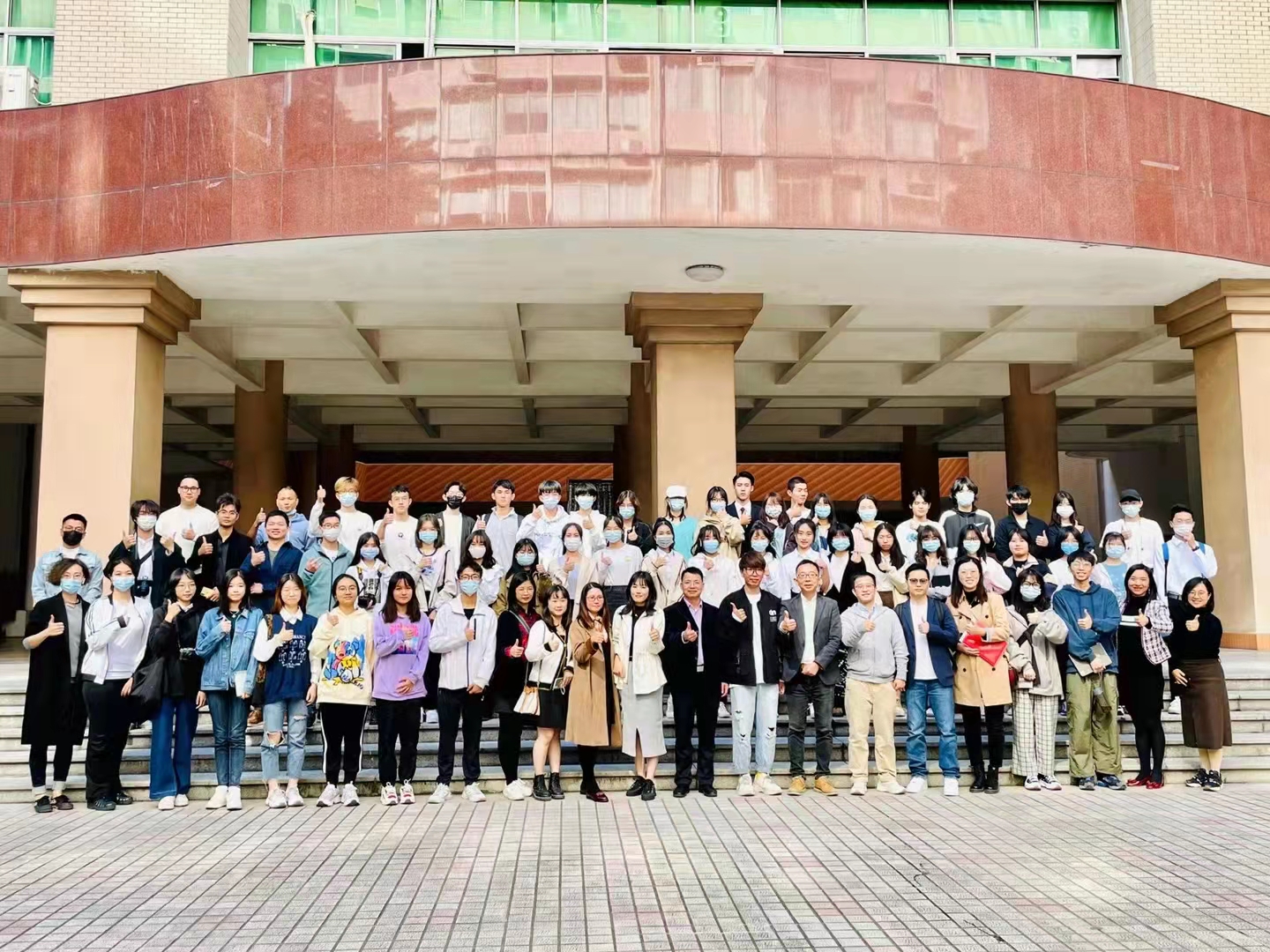 age动漫
举办校友返校日暨inDare创新鼓励奖学金捐赠活动